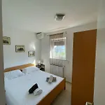 Sit Apartment Murter