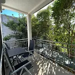 Sit Apartment