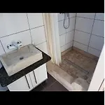 Apartment Sit *