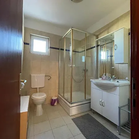 Sit 公寓 穆泰尔岛