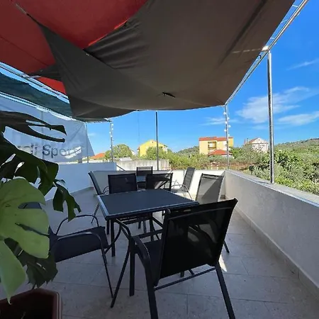 Sit Apartment Murter