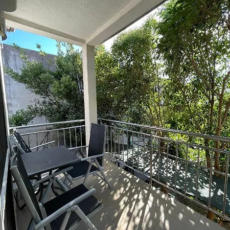 Sit Apartment